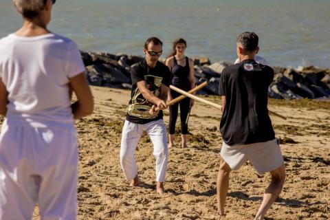 Pratique des armes sur la plage